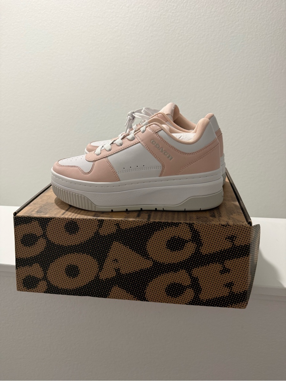 Coach Women's Pink & White Platform Sneakers Size 10 NEW - Picture 3 of 15